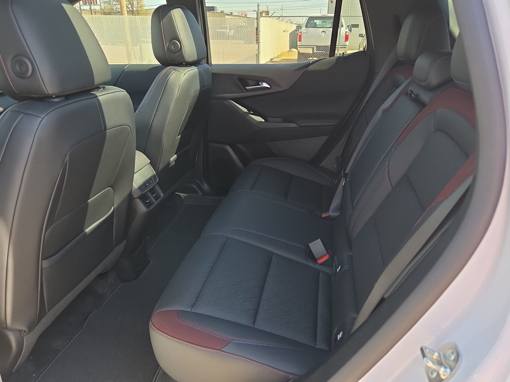 Thumbnail: 2026 Chevrolet Equinox - 25