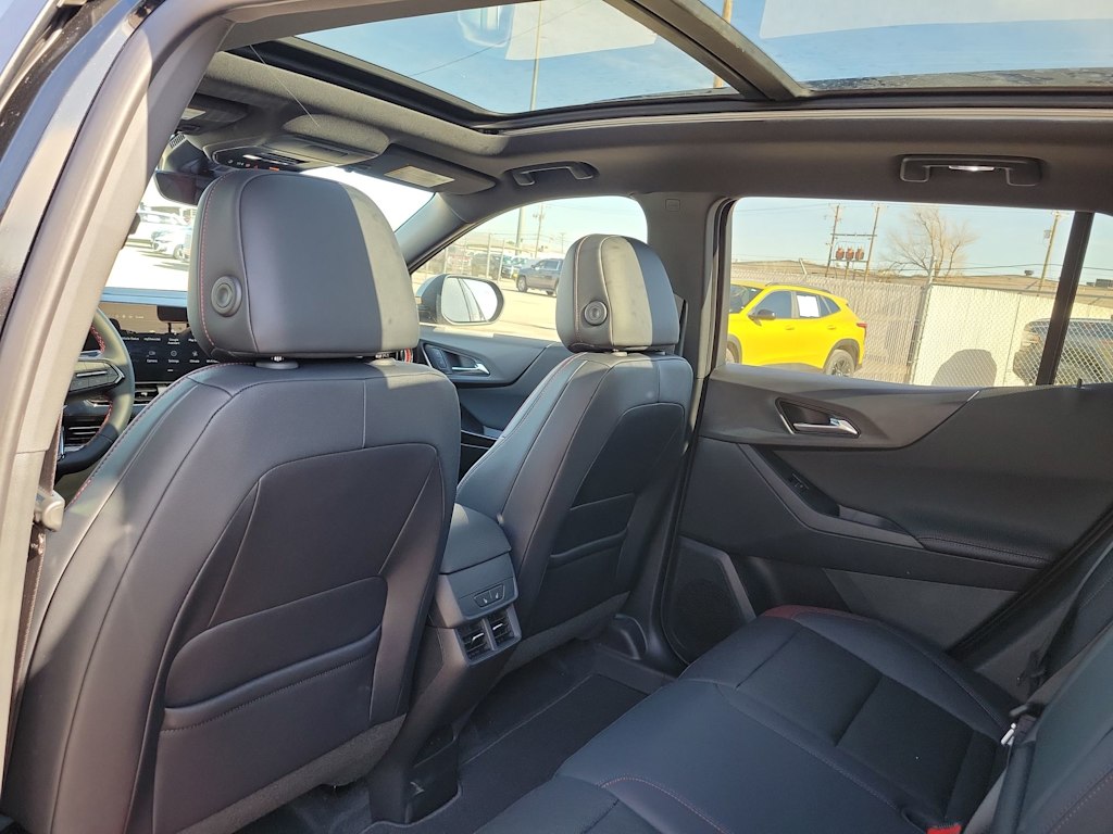 Thumbnail: 2026 Chevrolet Equinox - 13