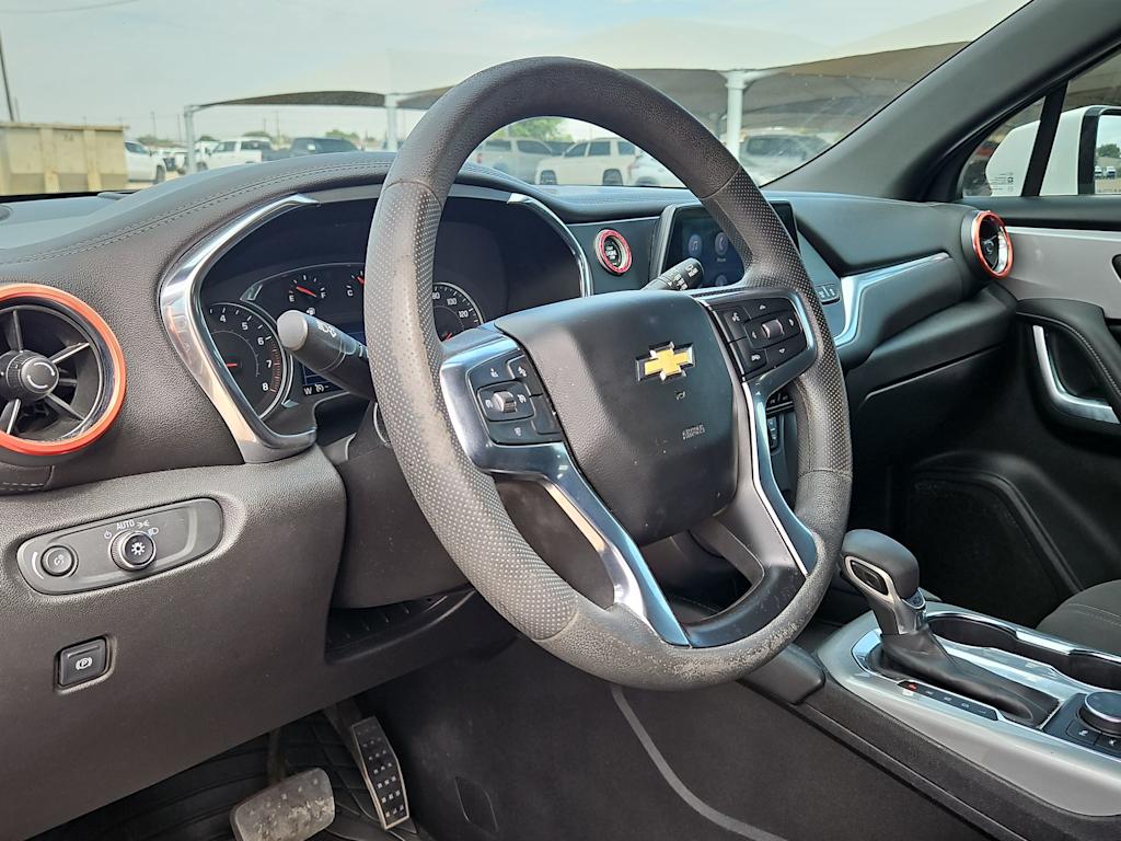 Thumbnail: 2022 Chevrolet Blazer - 2