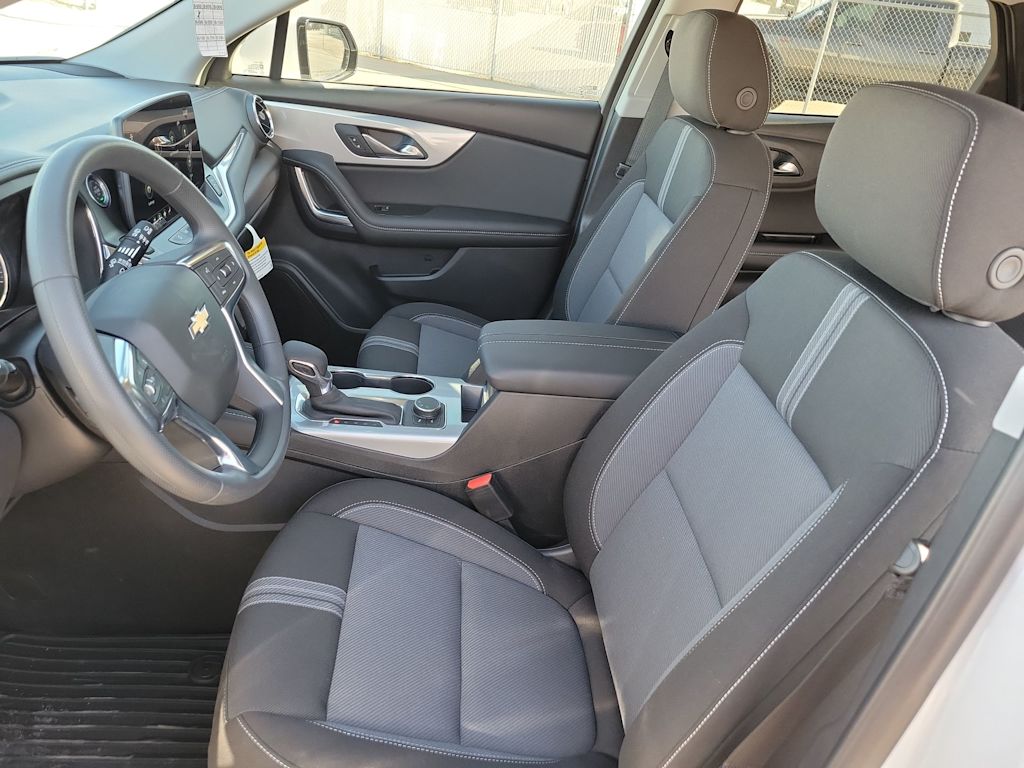 Thumbnail: 2026 Chevrolet Blazer - 11