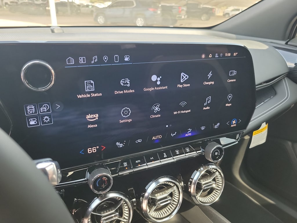 Thumbnail: 2025 Chevrolet Blazer EV - 15