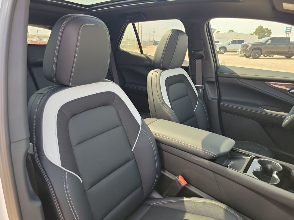 Thumbnail: 2025 Chevrolet Blazer EV - 12