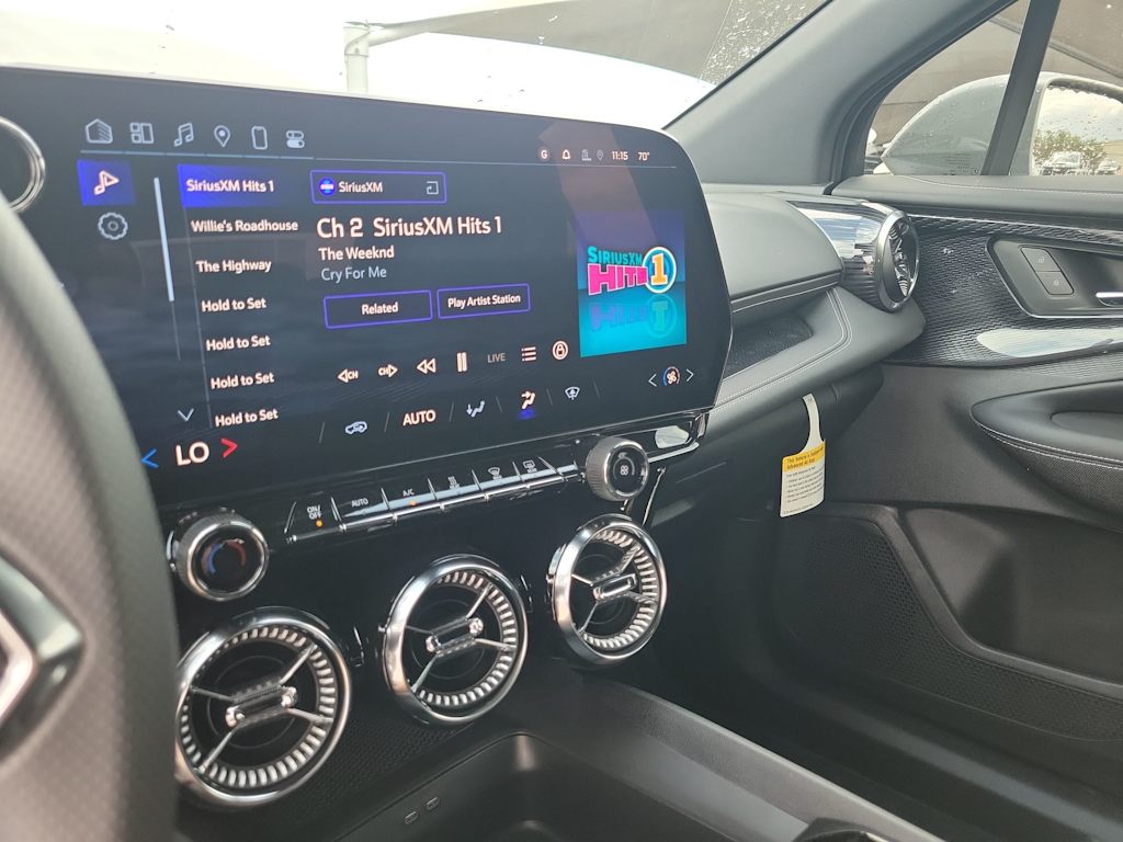 Thumbnail: 2025 Chevrolet Blazer EV - 29