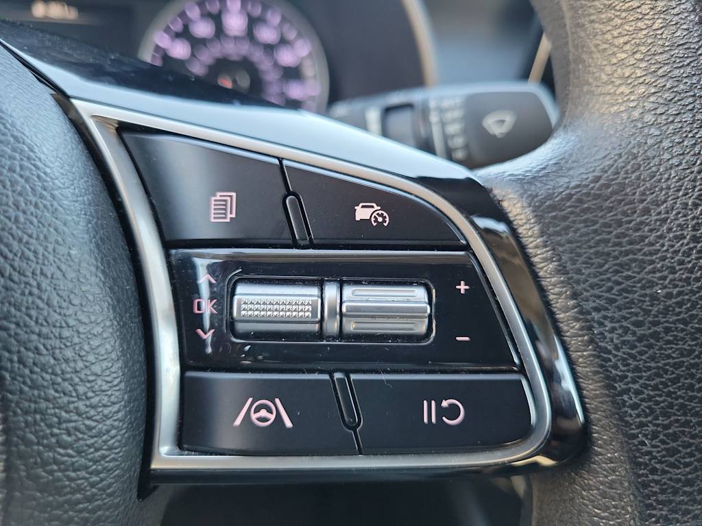 Thumbnail: 2024 Kia Forte - 28