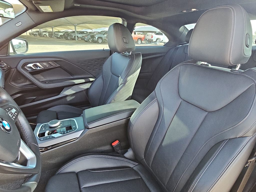 Thumbnail: 2024 BMW 2 Series - 11
