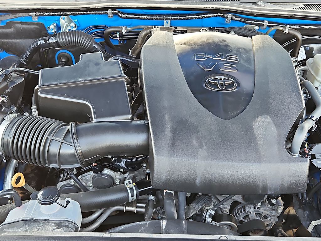 Thumbnail: 2021 Toyota Tacoma - 9