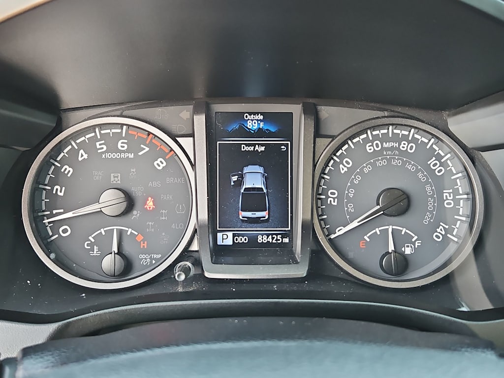 Thumbnail: 2021 Toyota Tacoma - 17