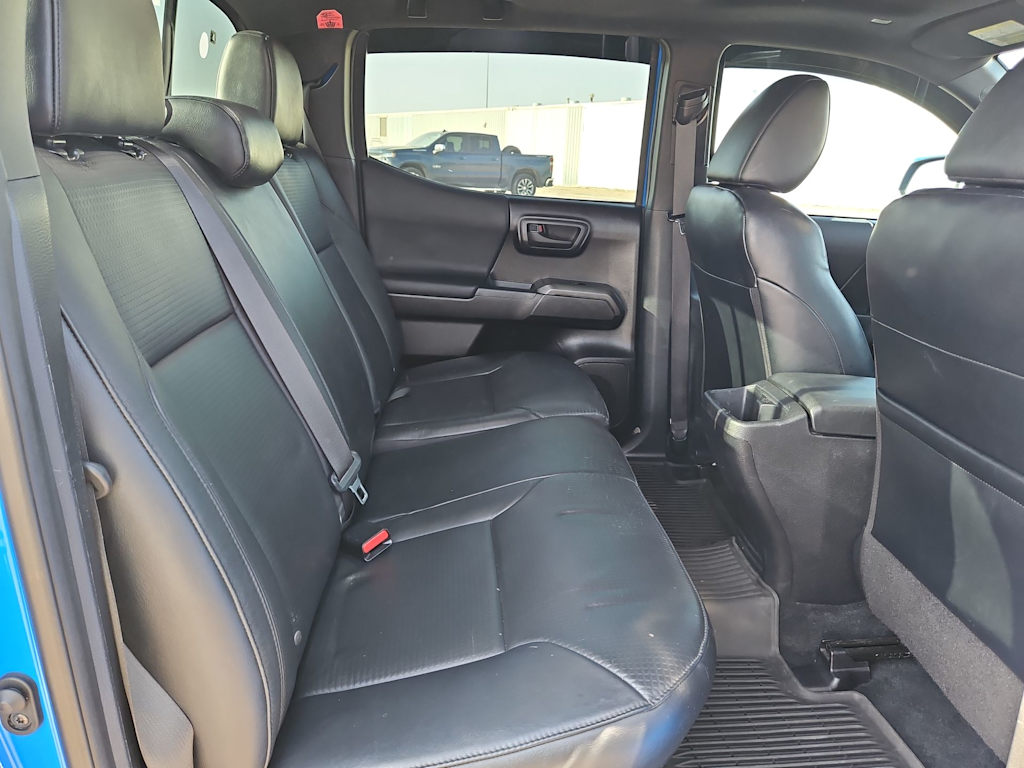 Thumbnail: 2021 Toyota Tacoma - 13