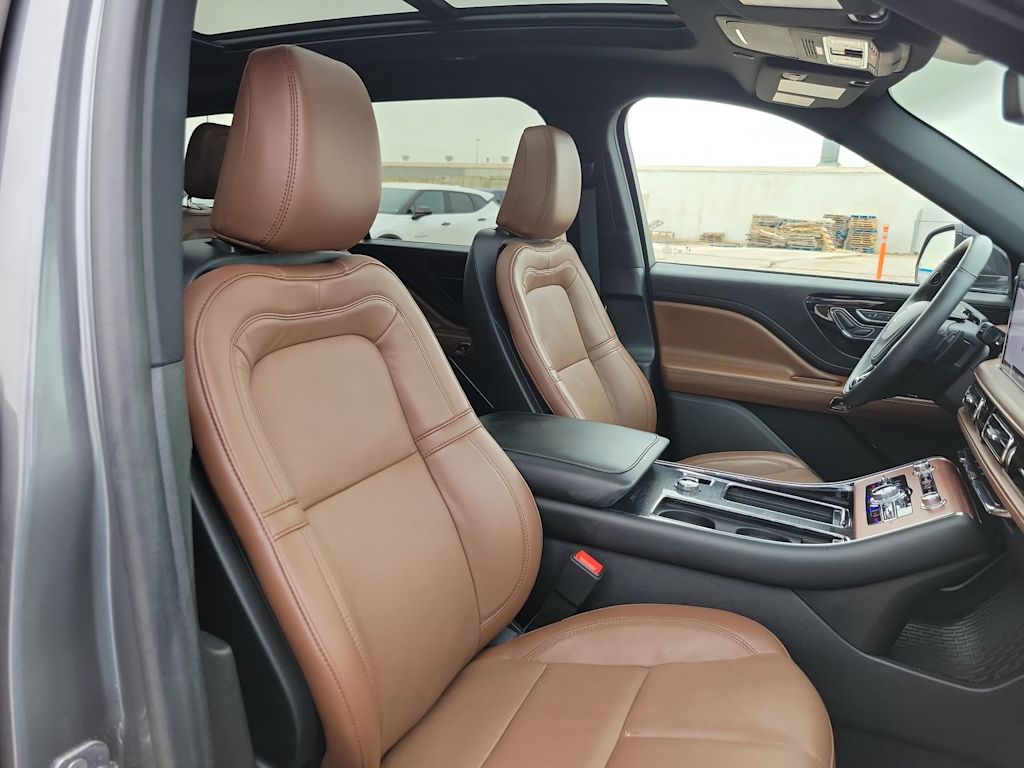 2024 Lincoln Aviator Reserve 12