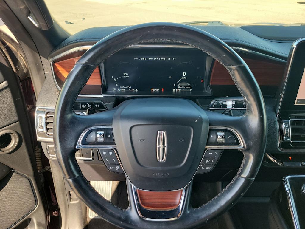 Thumbnail: 2021 Lincoln Navigator - 13