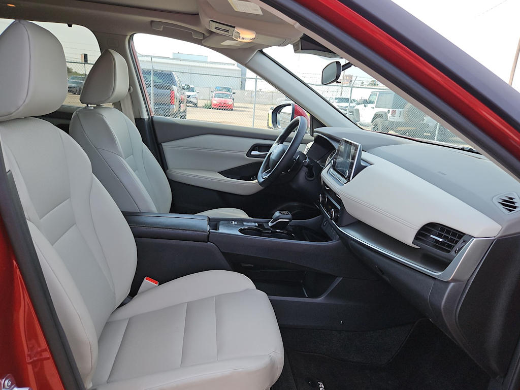 Thumbnail: 2026 Nissan Rogue - 10