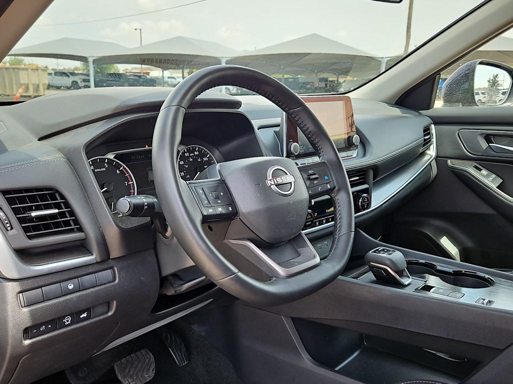 Thumbnail: 2025 Nissan Rogue - 2