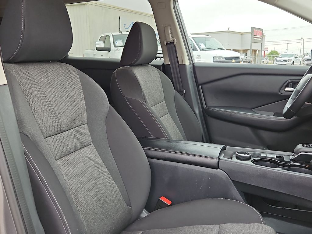 Thumbnail: 2025 Nissan Rogue - 12