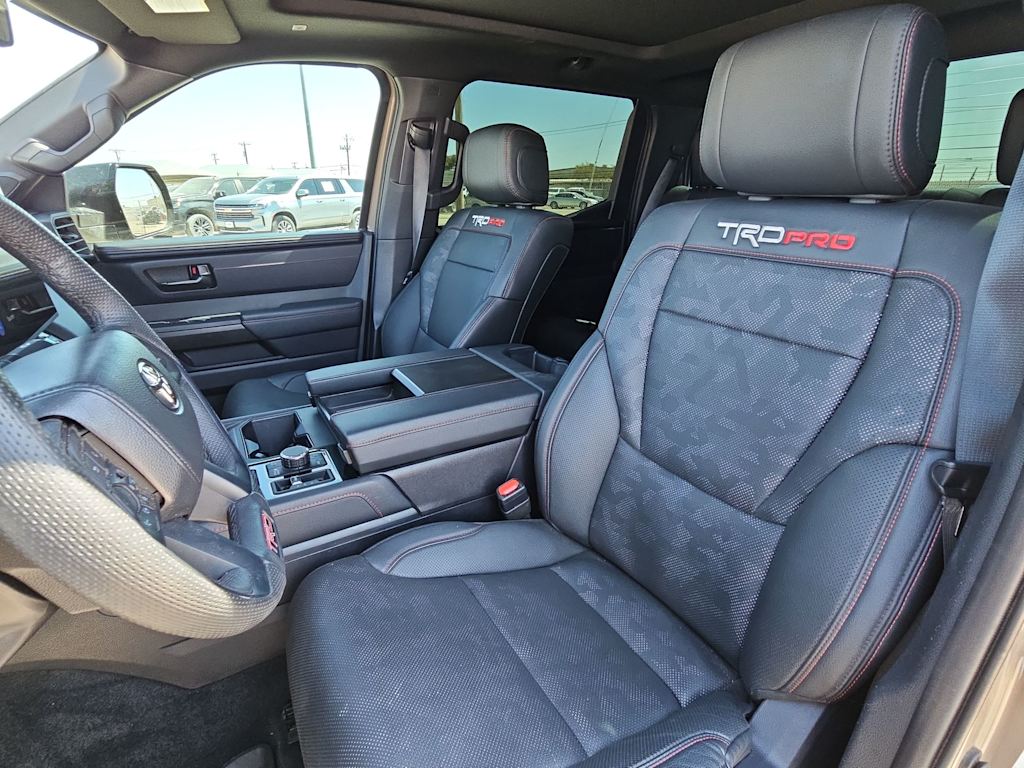 Thumbnail: 2025 Toyota Tundra - 10