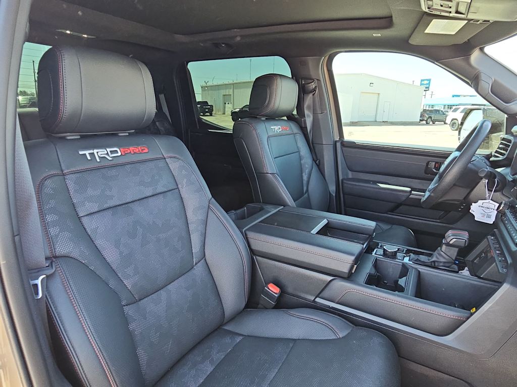 Thumbnail: 2025 Toyota Tundra - 11