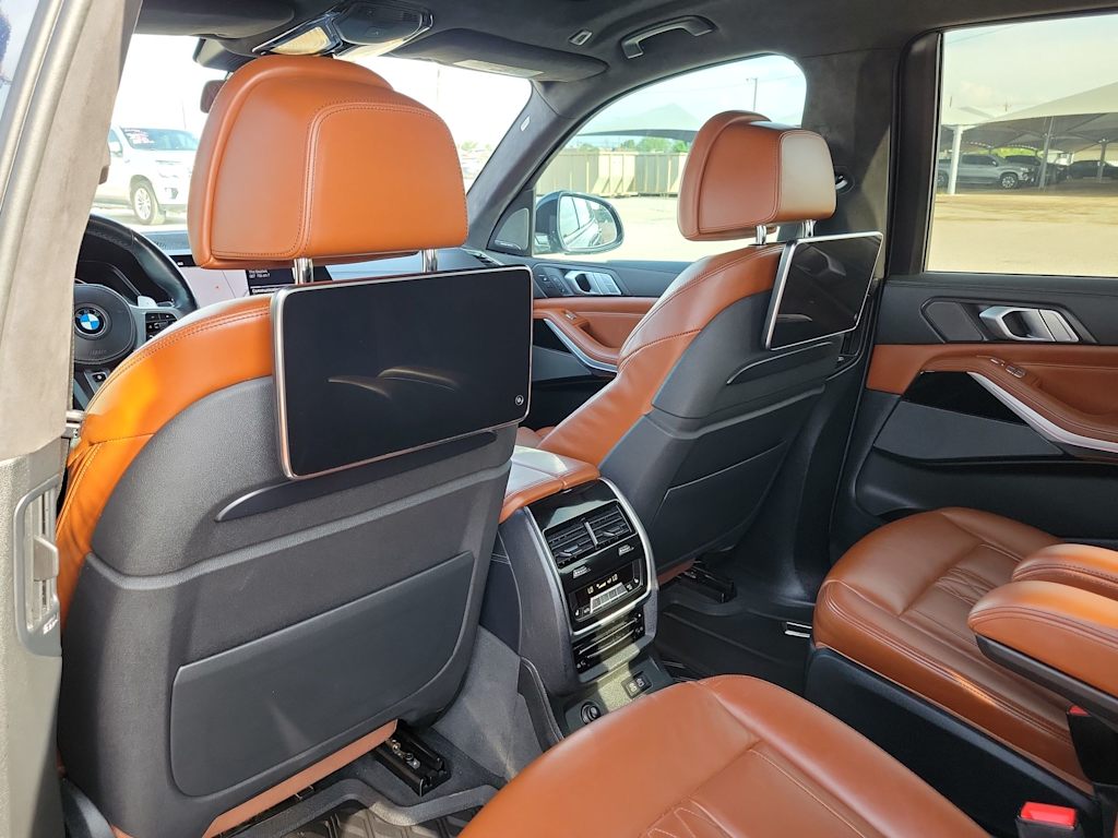 Thumbnail: 2019 BMW X7 - 11