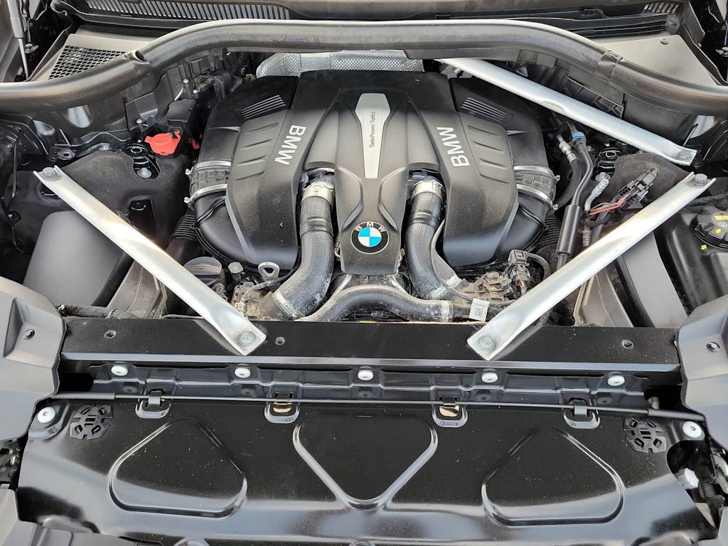 Thumbnail: 2019 BMW X7 - 7