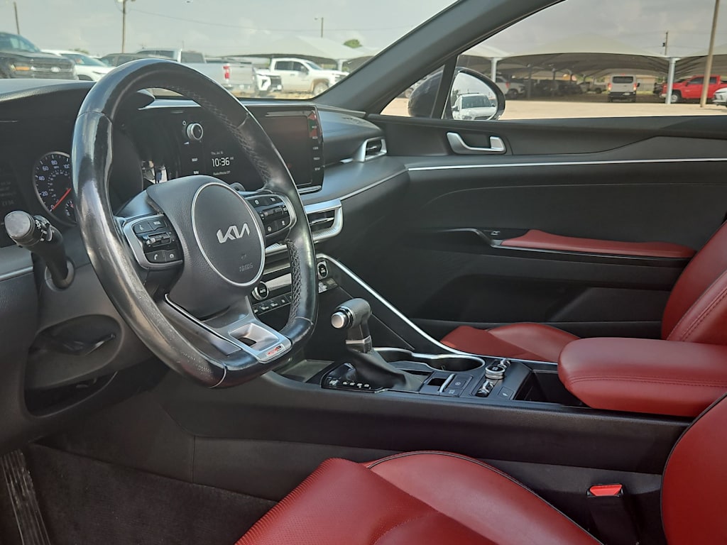 Thumbnail: 2022 Kia K5 - 2