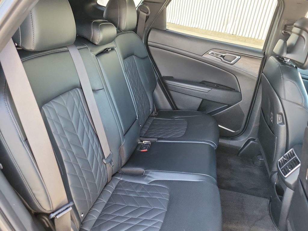 Thumbnail: 2023 Kia Sportage - 21