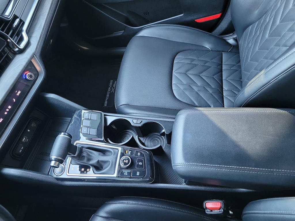 Thumbnail: 2023 Kia Sportage - 16