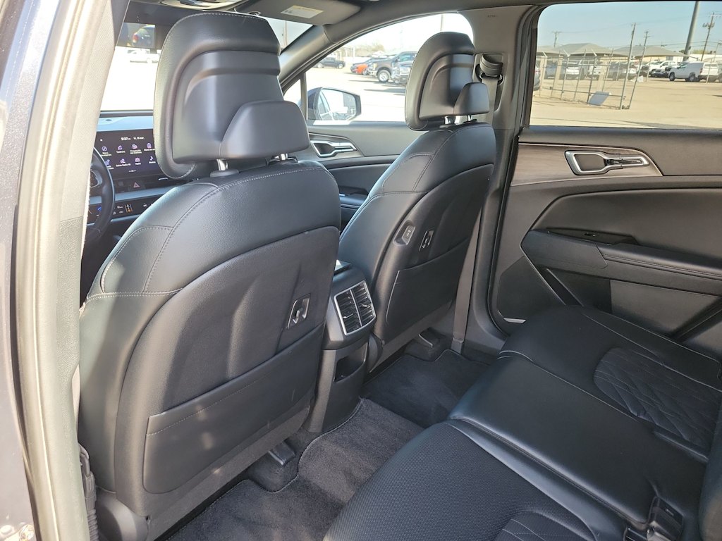 Thumbnail: 2023 Kia Sportage - 13