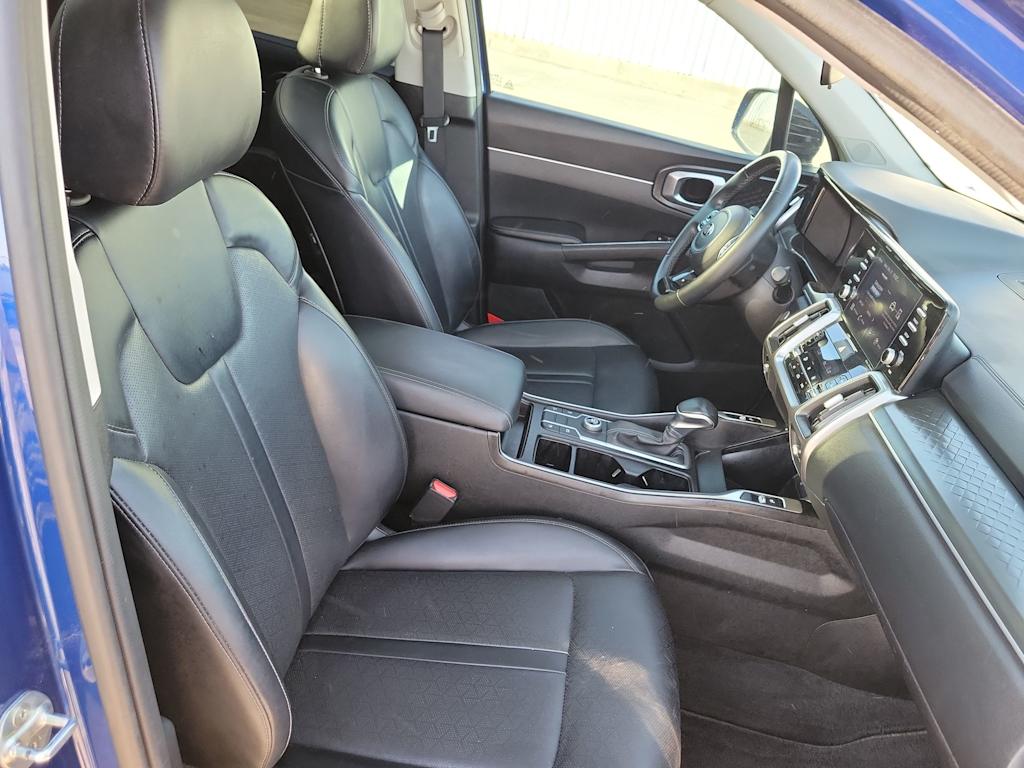 Thumbnail: 2021 Kia Sorento - 12