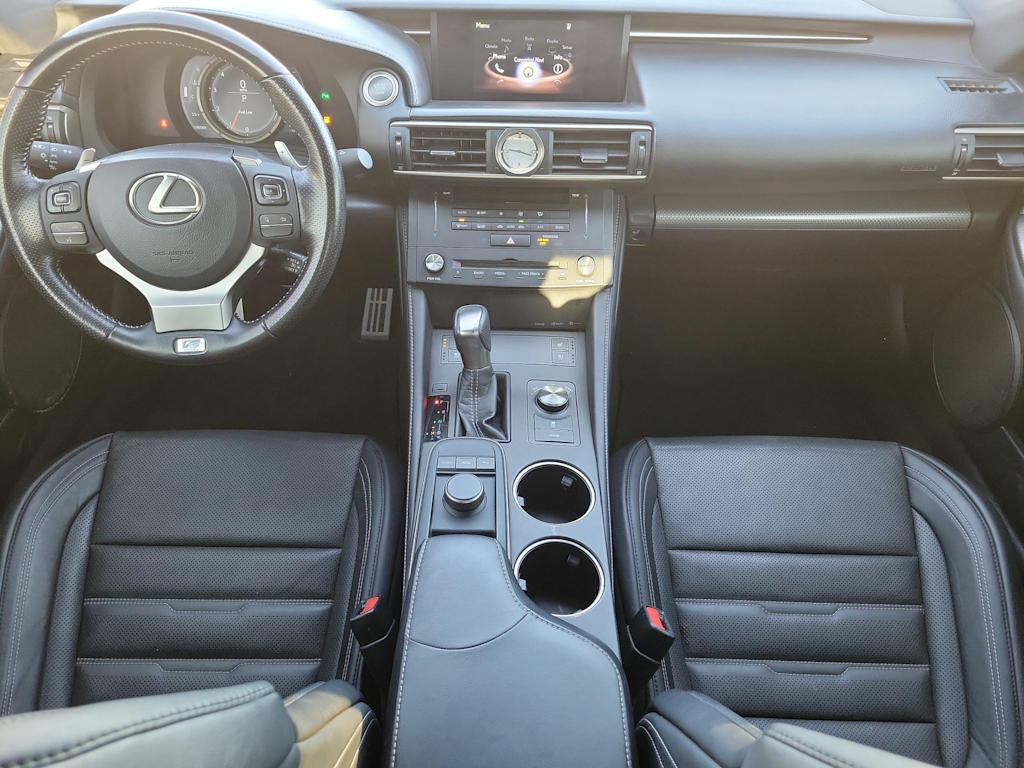 Thumbnail: 2017 Lexus RC - 10