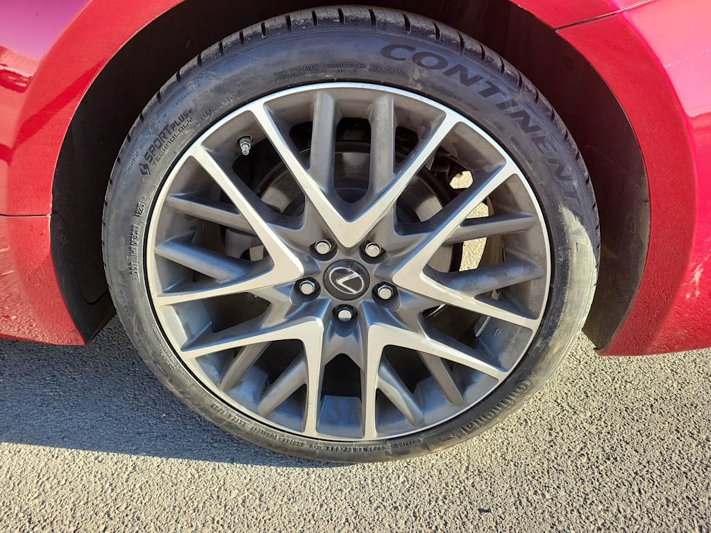 Thumbnail: 2017 Lexus RC - 8