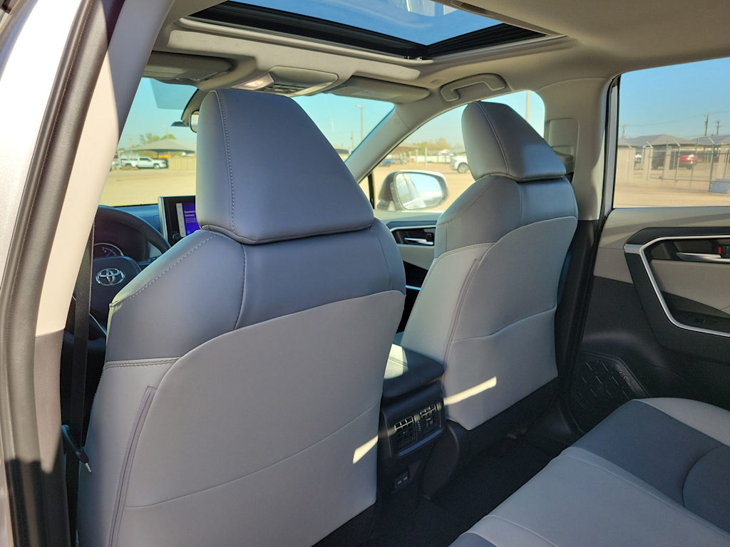 Thumbnail: 2025 Toyota RAV4 - 12