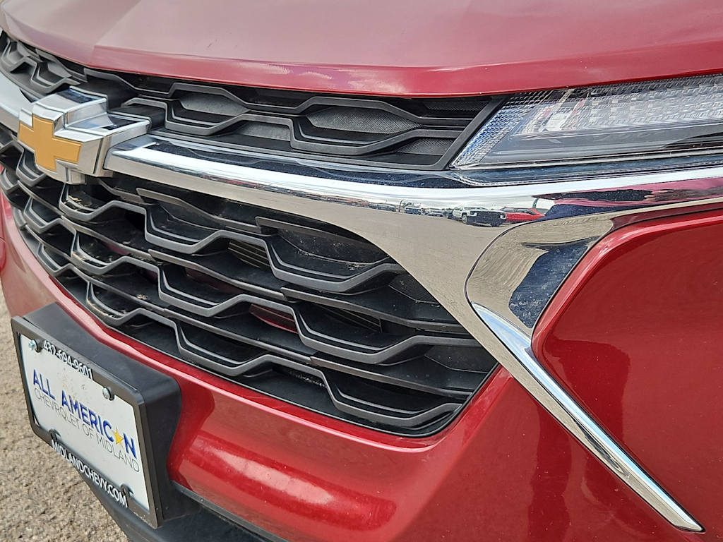 Thumbnail: 2024 Chevrolet Trax - 24