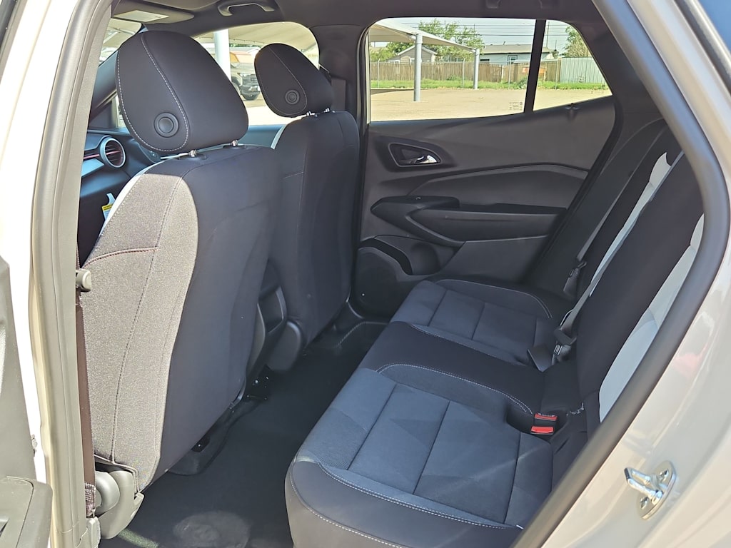 2026 Chevrolet Trax RS - Photo 13