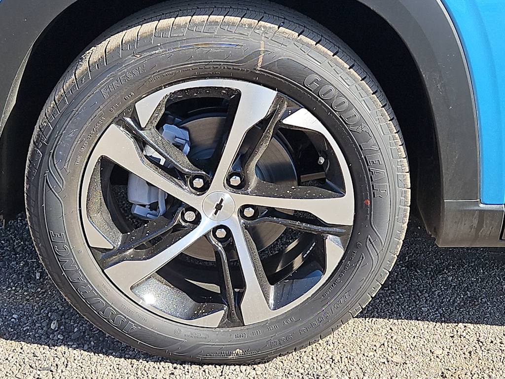 Thumbnail: 2026 Chevrolet Trax - 8