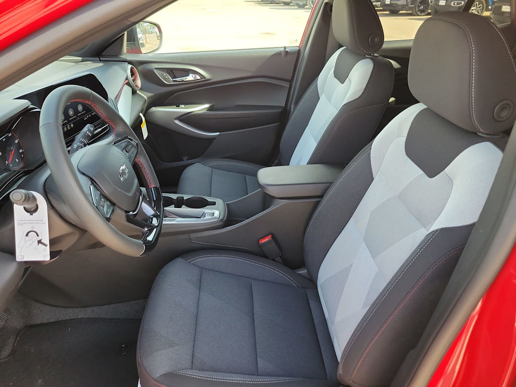 Thumbnail: 2026 Chevrolet Trax - 11