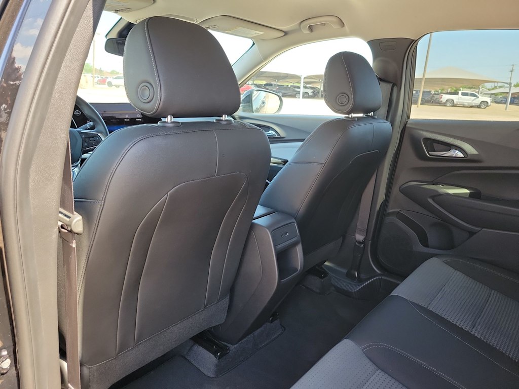 Thumbnail: 2025 Chevrolet Trax - 13
