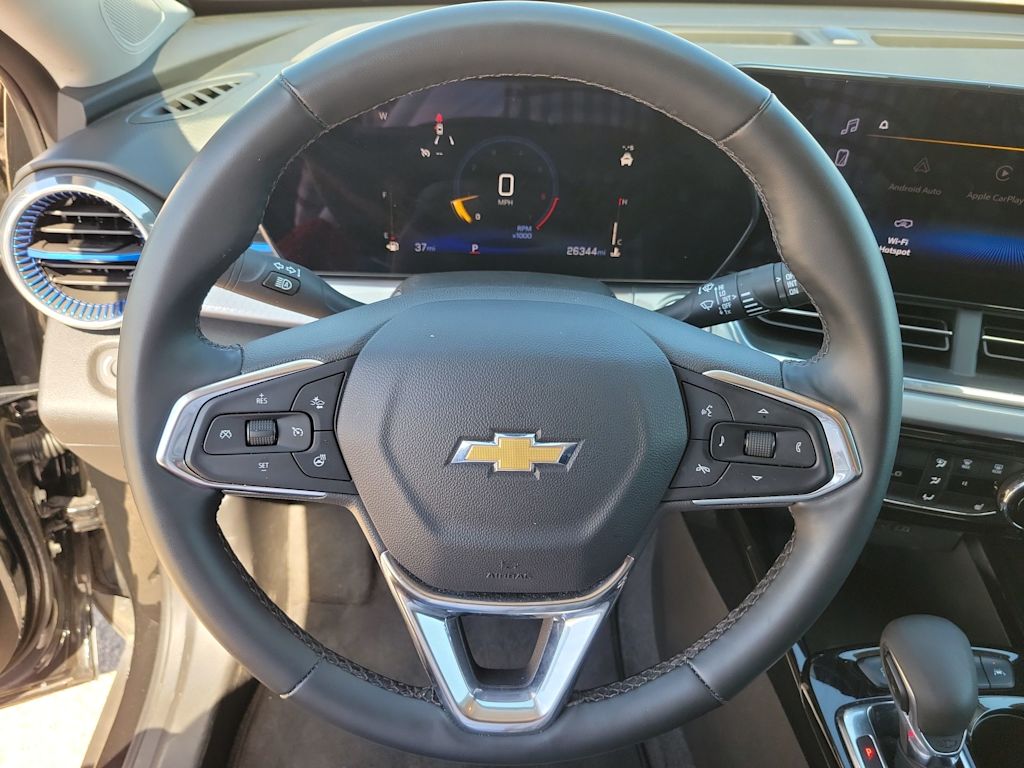 Thumbnail: 2025 Chevrolet Trax - 14