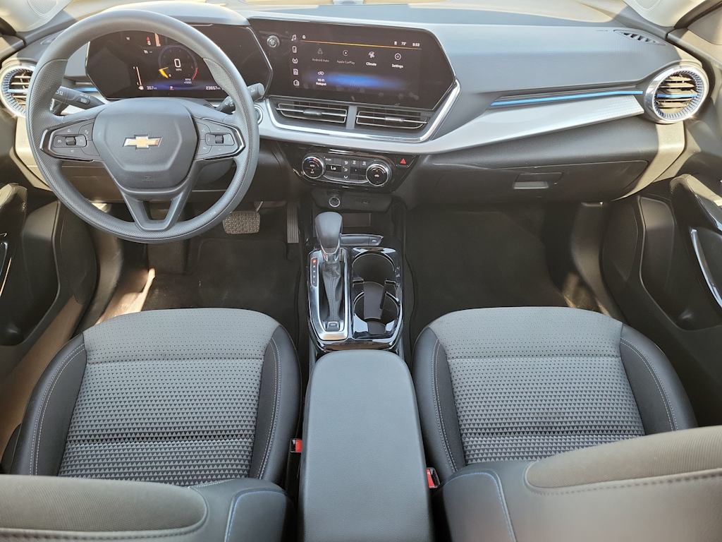 Thumbnail: 2025 Chevrolet Trax - 10