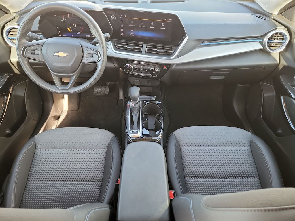 Thumbnail: 2025 Chevrolet Trax - 10