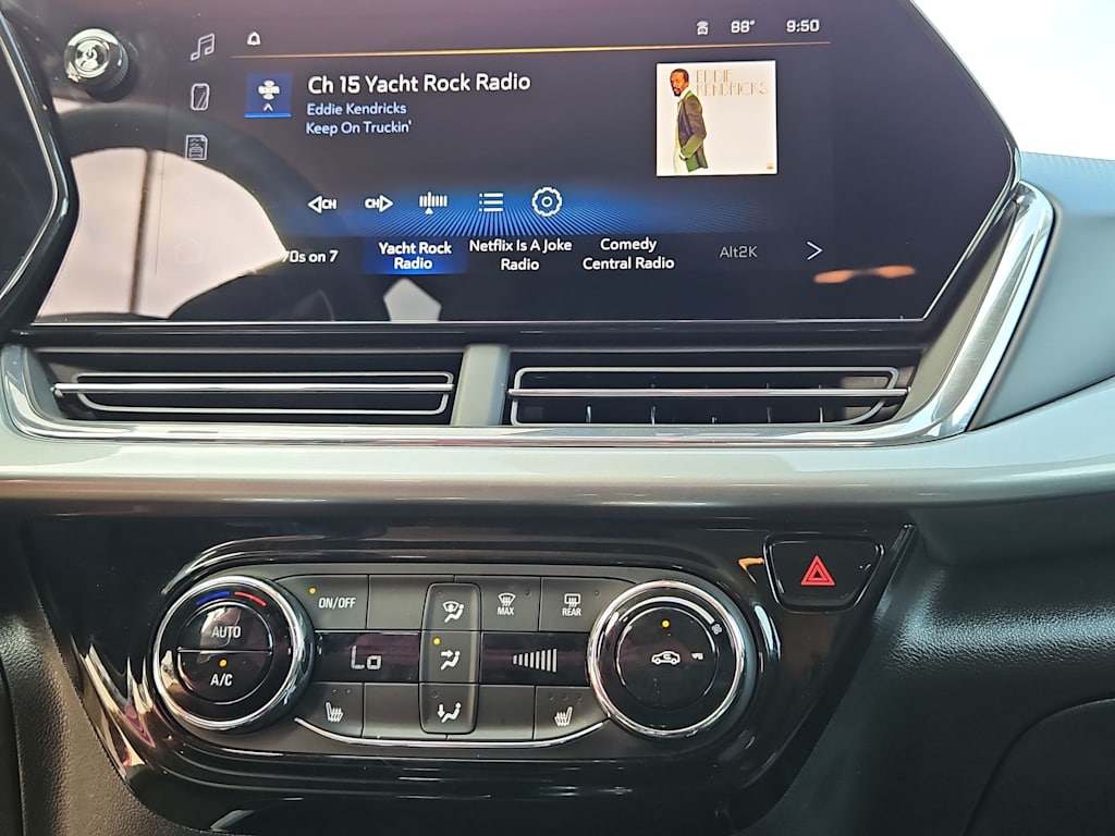 Thumbnail: 2025 Chevrolet Trax - 15