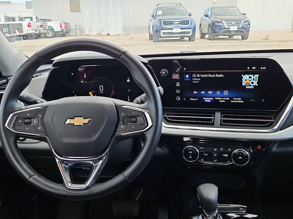 Thumbnail: 2025 Chevrolet Trax - 10