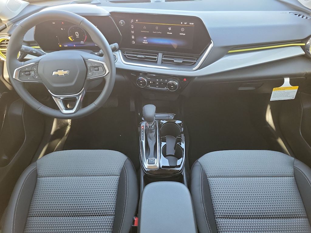 Thumbnail: 2026 Chevrolet Trax - 2