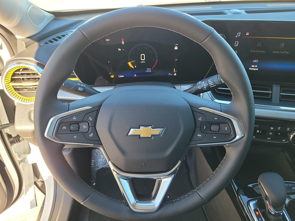 Thumbnail: 2026 Chevrolet Trax - 10