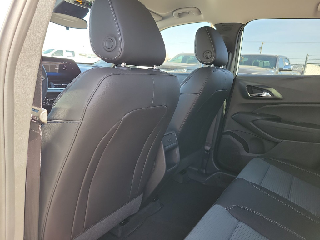 Thumbnail: 2026 Chevrolet Trax - 13