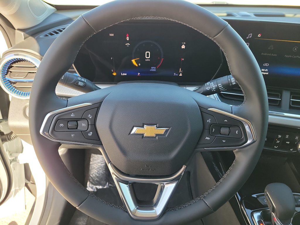 Thumbnail: 2026 Chevrolet Trax - 14