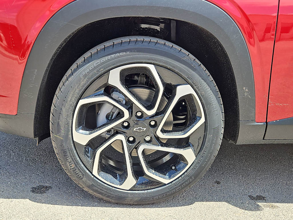 Thumbnail: 2026 Chevrolet Trax - 8