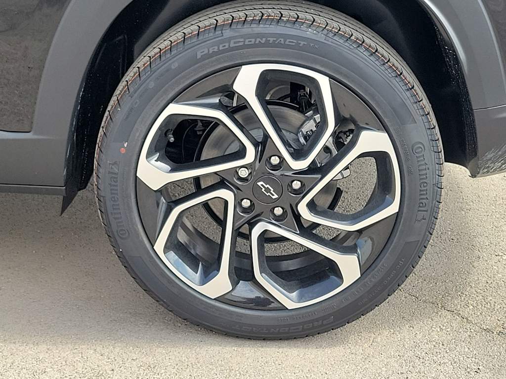 Thumbnail: 2026 Chevrolet Trax - 8