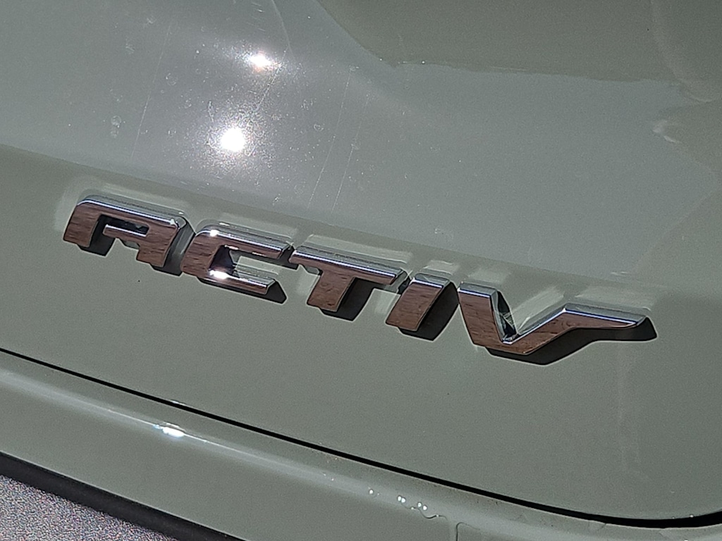 Thumbnail: 2026 Chevrolet Trax - 7