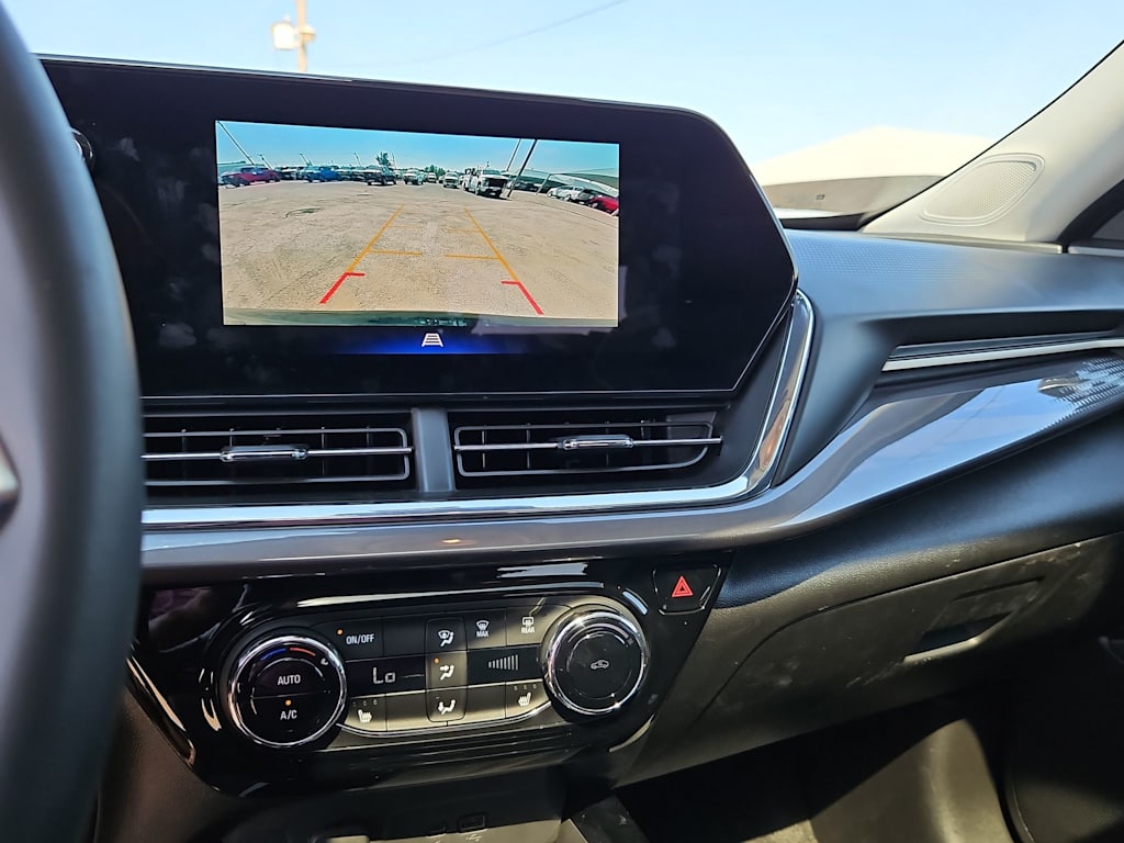 Thumbnail: 2025 Chevrolet Trax - 14