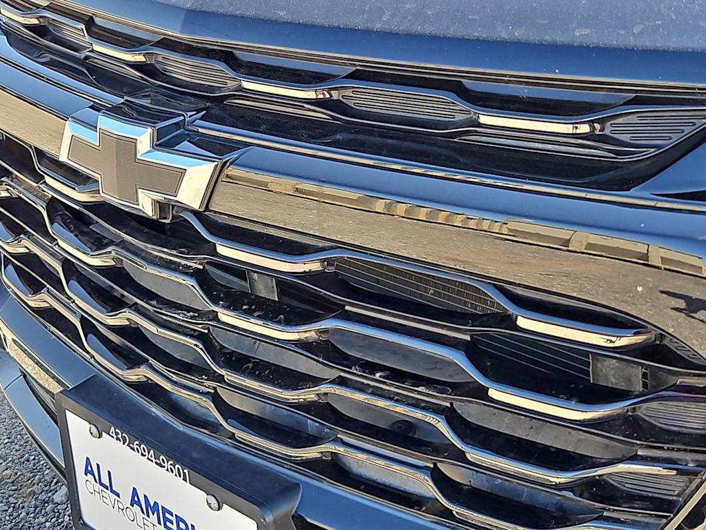Thumbnail: 2025 Chevrolet Trax - 24