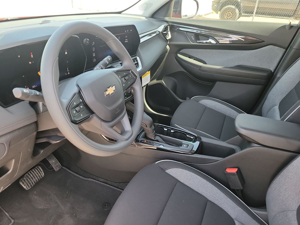 Thumbnail: 2026 Chevrolet TrailBlazer - 2