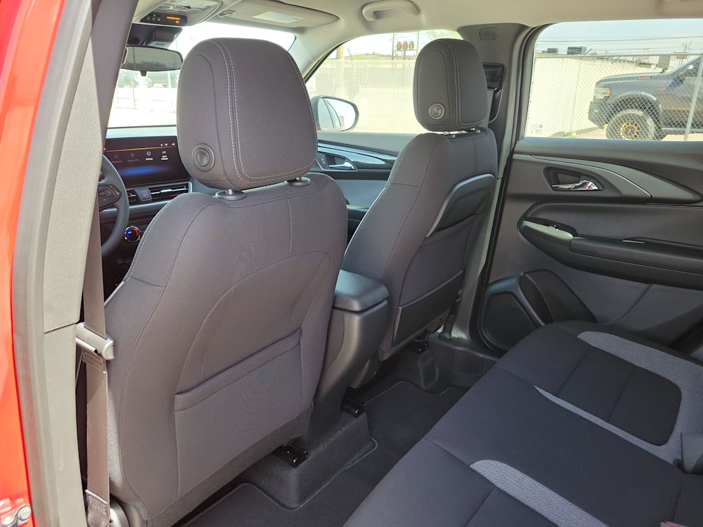 Thumbnail: 2026 Chevrolet TrailBlazer - 12